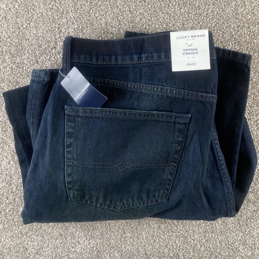 Lucky Brand 363 Vintage Straight Jeans Mens 42x32 Dark Wash Rigid 7M13564